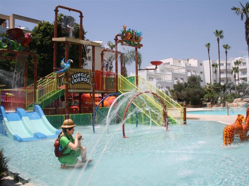 Mayfair Gardens Hotel
