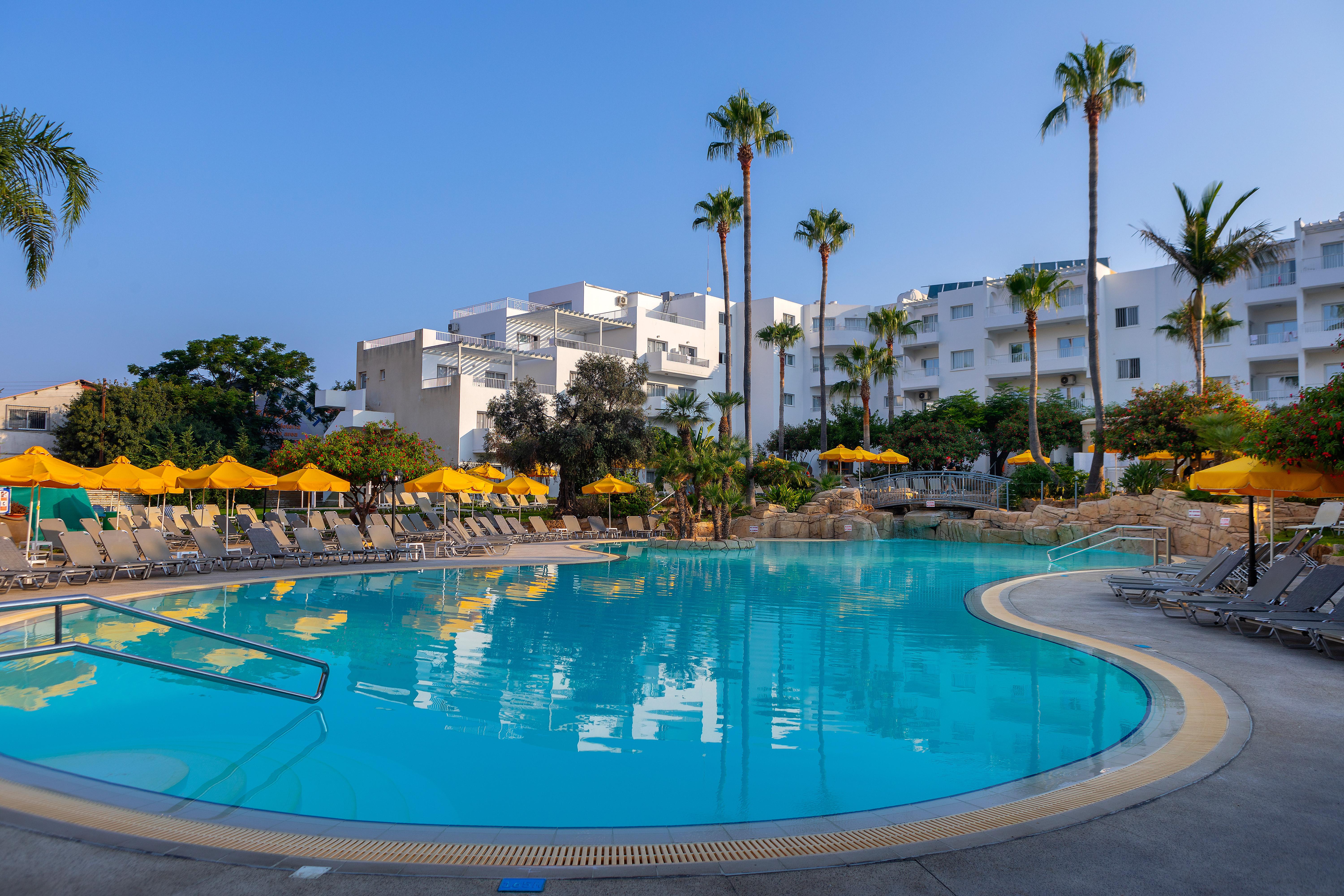 Hotel Mayfair Gardens 3*