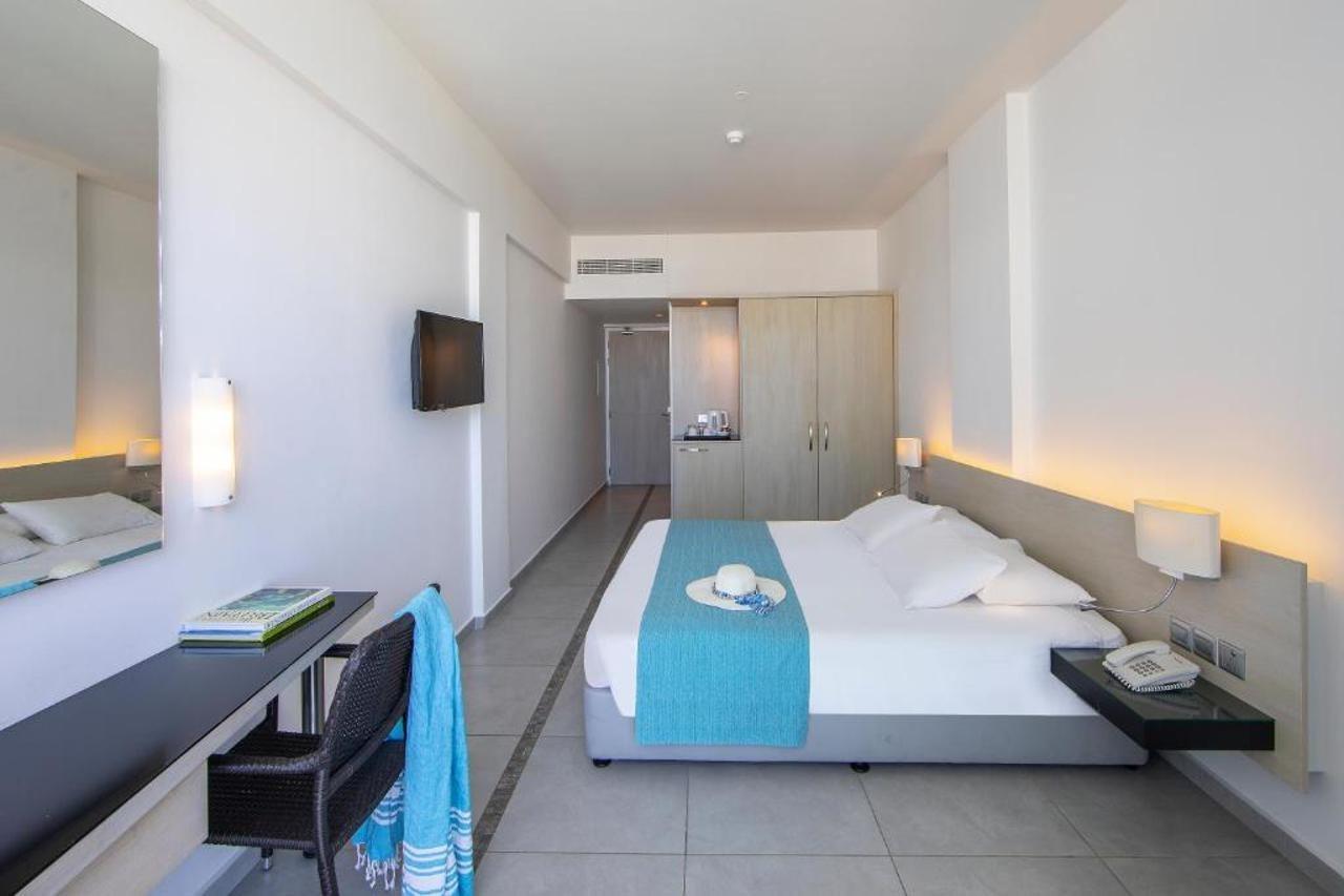 Hotel Mayfair Gardens