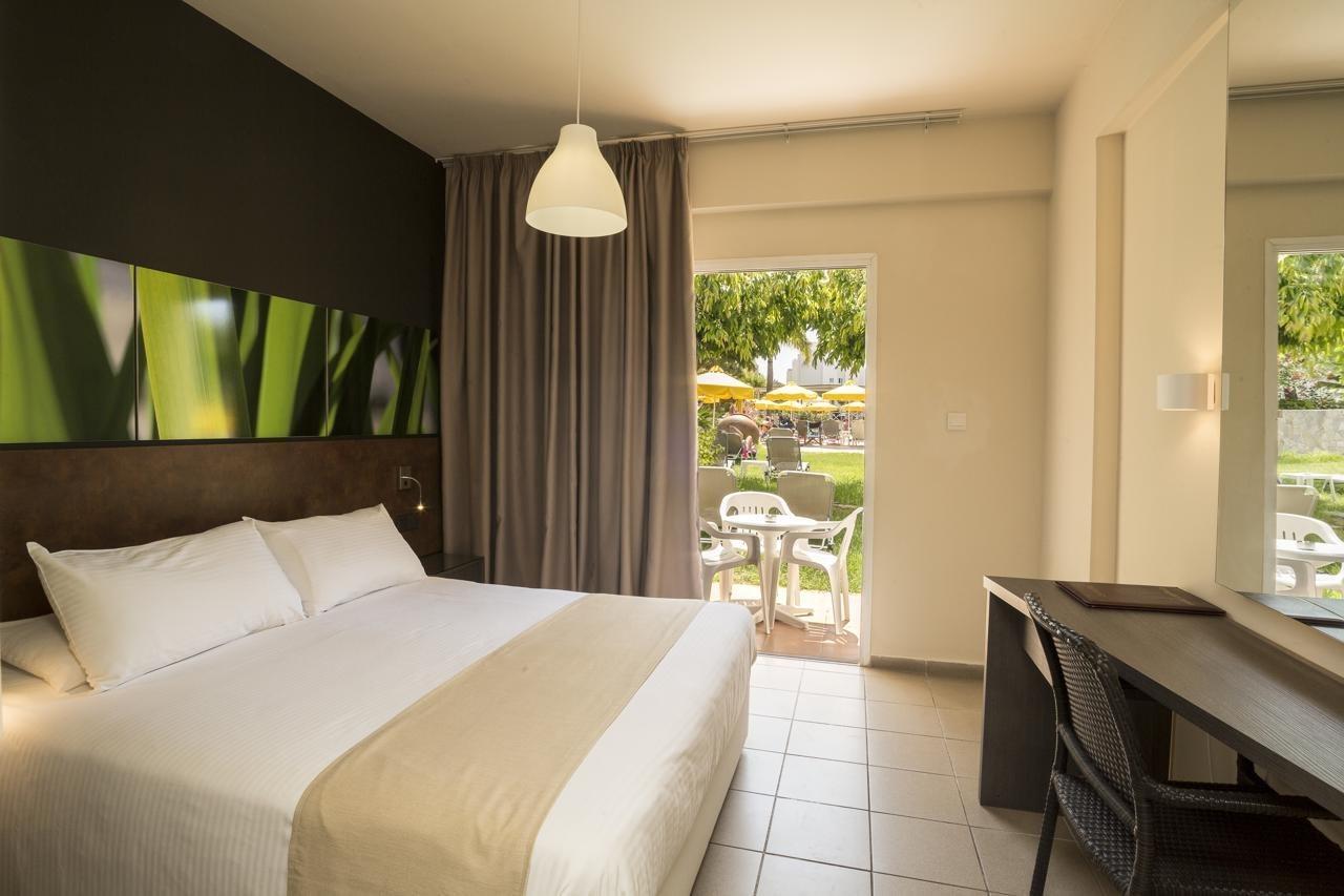 Hotel Mayfair Gardens 3*